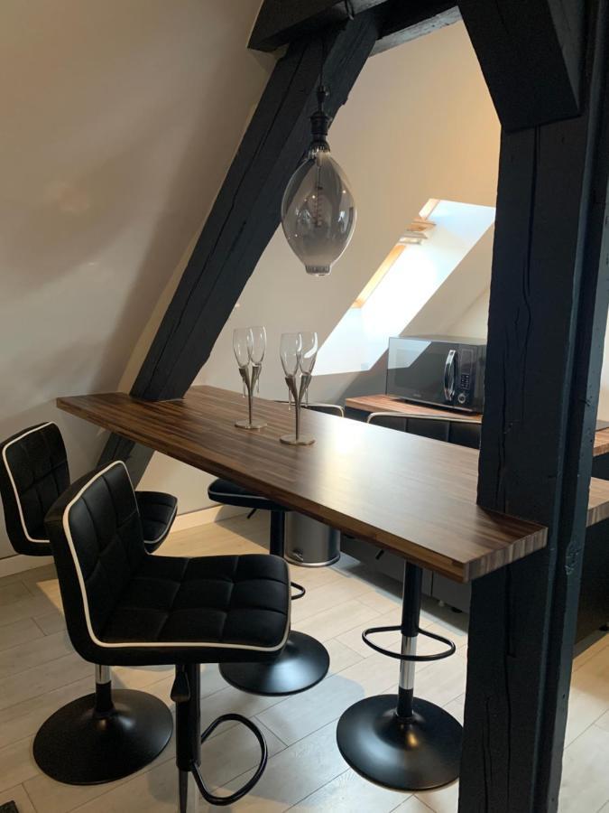 Cocoon Loft Apartment กอลมาร์ ภายนอก รูปภาพ